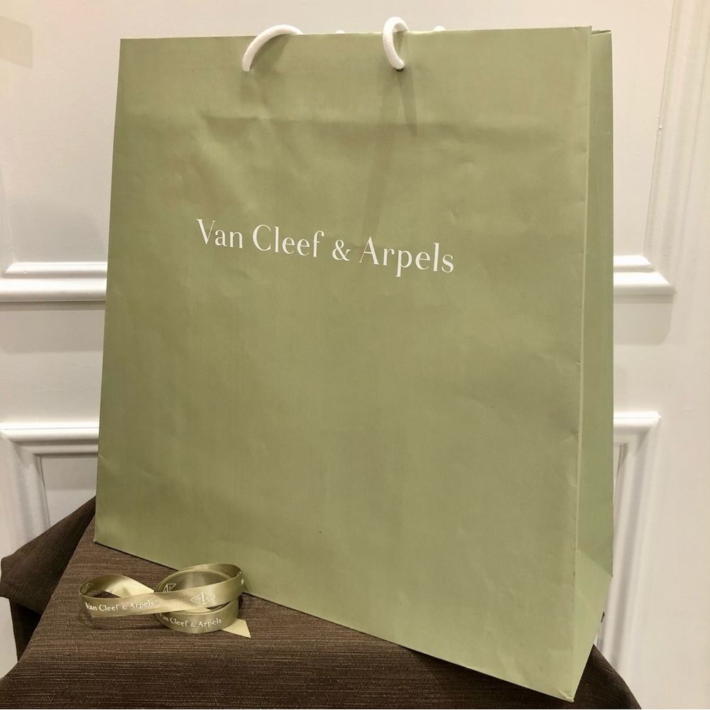 Authentic Van Cleef & Arpels large gift bag with original ribbon